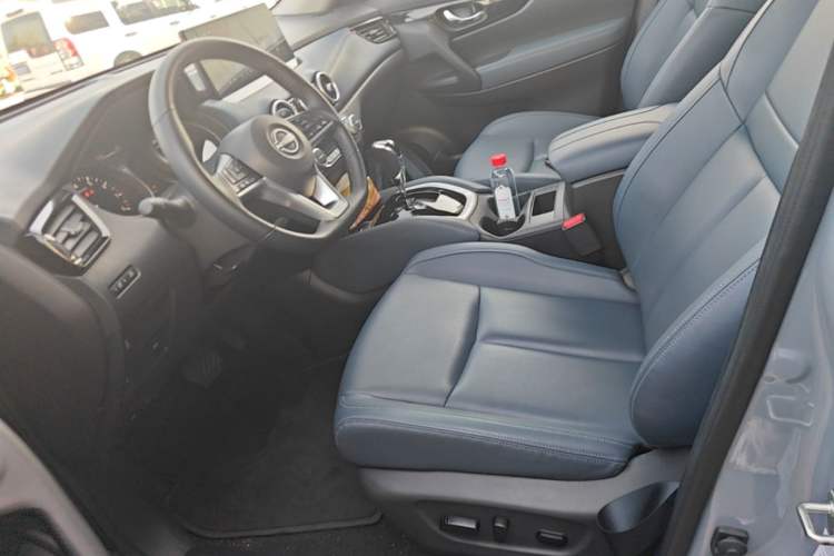 Used Nissan X-Trail 2025 Honor 2.0L Two-Wheel Drive Leading Edition Left Front Seat
