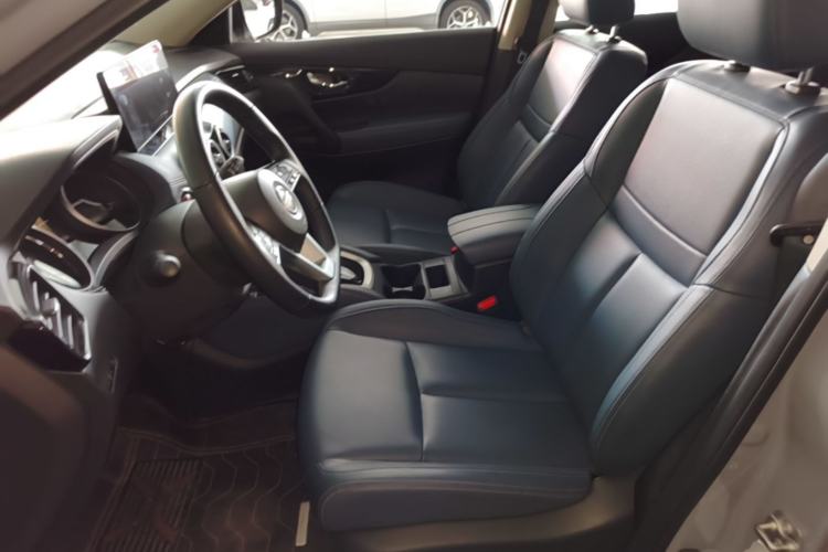 Used Nissan X-Trail 2025 Honor 2.0L Two-Wheel Drive Leading Edition Left Front Seat