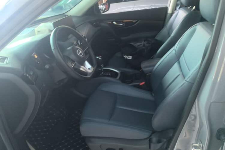Used Nissan X-Trail 2025 Honor 2.0L Two-Wheel Drive Leading Edition Left Front Seat