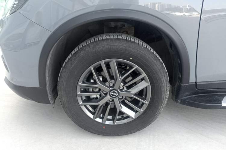 Used Nissan X-Trail 2025 Honor 2.0L Two-Wheel Drive Leading Edition Left Front Wheel Hub