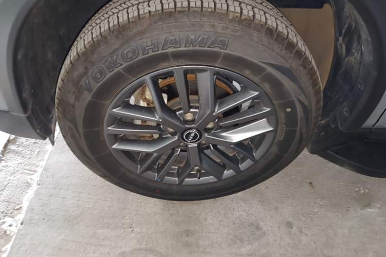 Used Nissan X-Trail 2025 Honor 2.0L Two-Wheel Drive Leading Edition Left Front Wheel Hub