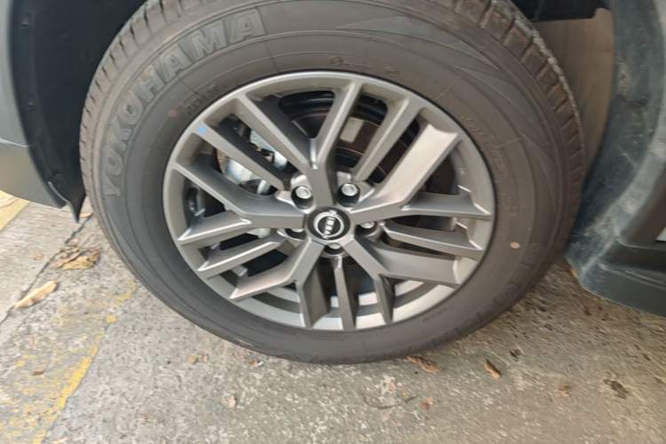 Used Nissan X-Trail 2025 Honor 2.0L Two-Wheel Drive Leading Edition Left Front Wheel Hub