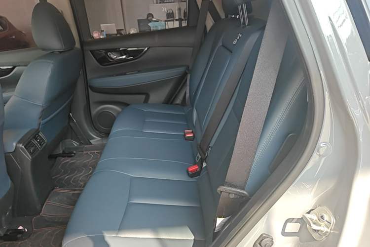 Used Nissan X-Trail 2025 Honor 2.0L Two-Wheel Drive Leading Edition Left Rear Seat