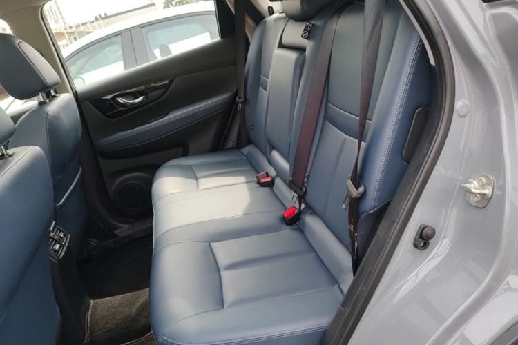Used Nissan X-Trail 2025 Honor 2.0L Two-Wheel Drive Leading Edition Left Rear Seat