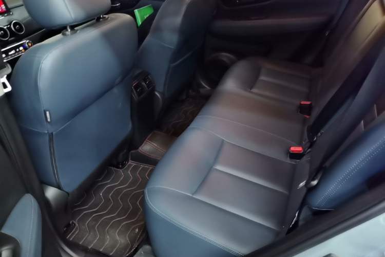 Used Nissan X-Trail 2025 Honor 2.0L Two-Wheel Drive Leading Edition Left Rear Seat