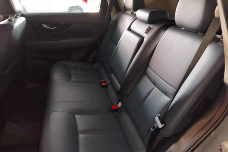 Used Nissan X-Trail 2025 Honor 2.0L Two-Wheel Drive Leading Edition Left Rear Seat