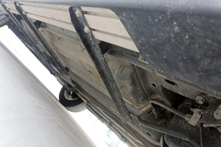 Used Nissan X-Trail 2025 Honor 2.0L Two-Wheel Drive Leading Edition Left Side Sill