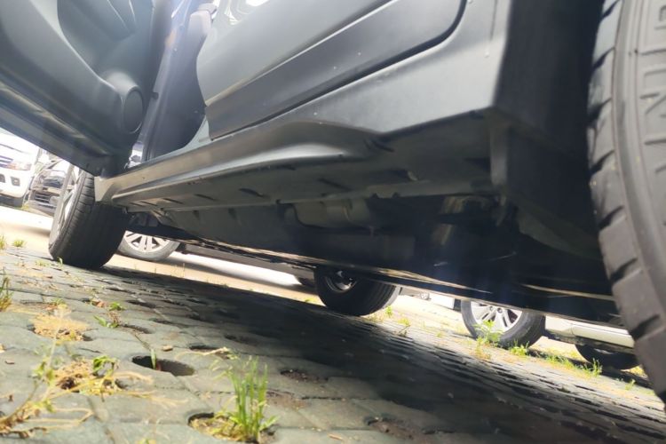 Used Nissan X-Trail 2025 Honor 2.0L Two-Wheel Drive Leading Edition Left Side Sill