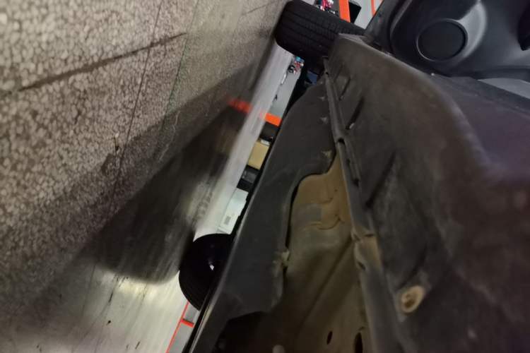 Used Nissan X-Trail 2025 Honor 2.0L Two-Wheel Drive Leading Edition Left Side Sill