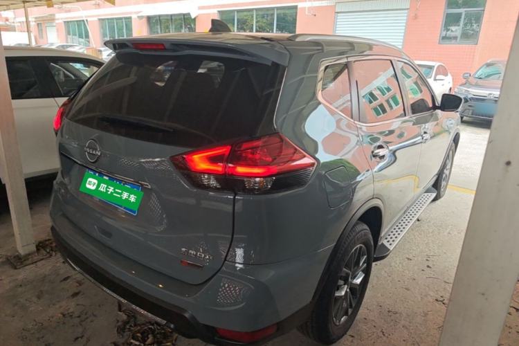 Used Nissan X-Trail 2025 Honor 2.0L Two-Wheel Drive Leading Edition Rear Right 45 Deg