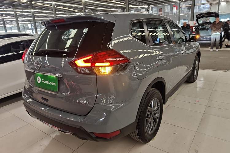 Used Nissan X-Trail 2025 Honor 2.0L Two-Wheel Drive Leading Edition Rear Right 45 Deg