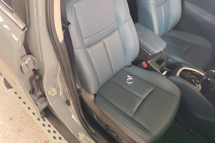 Used Nissan X-Trail 2025 Honor 2.0L Two-Wheel Drive Leading Edition Right Front Seat