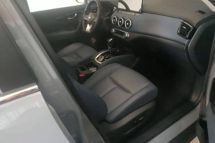 Used Nissan X-Trail 2025 Honor 2.0L Two-Wheel Drive Leading Edition Right Front Seat