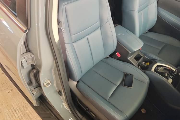 Used Nissan X-Trail 2025 Honor 2.0L Two-Wheel Drive Leading Edition Right Front Seat