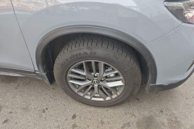 Used Nissan X-Trail 2025 Honor 2.0L Two-Wheel Drive Leading Edition Right Front Wheel Hub