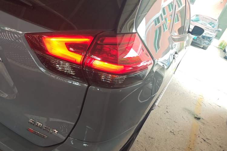 Used Nissan X-Trail 2025 Honor 2.0L Two-Wheel Drive Leading Edition Right Rear Taillight
