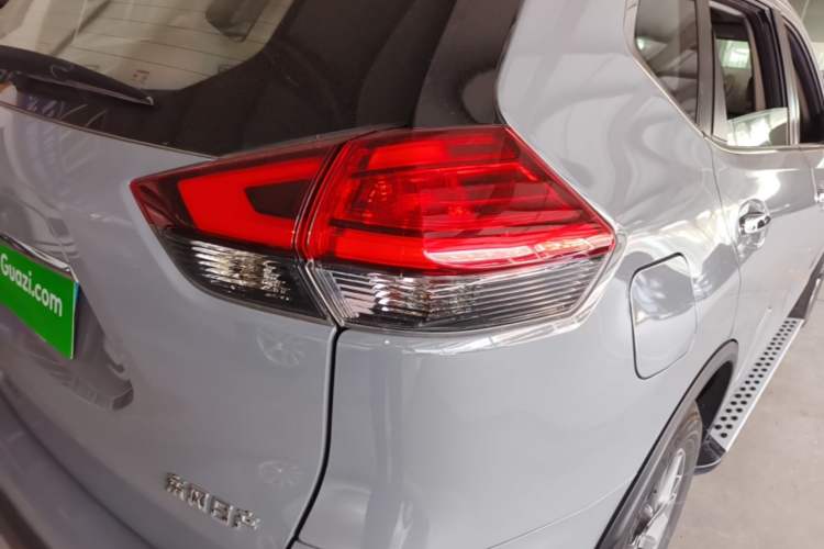 Used Nissan X-Trail 2025 Honor 2.0L Two-Wheel Drive Leading Edition Right Rear Taillight