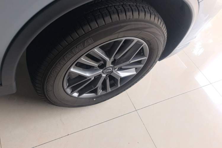 Used Nissan X-Trail 2025 Honor 2.0L Two-Wheel Drive Leading Edition Right Rear Wheel Hub