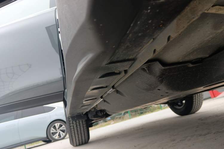 Used Nissan X-Trail 2025 Honor 2.0L Two-Wheel Drive Leading Edition Right Side Sill