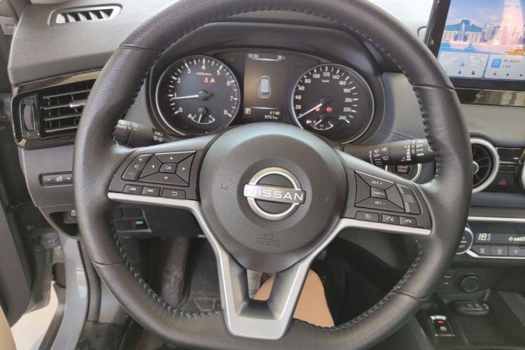 Used Nissan X-Trail 2025 Honor 2.0L Two-Wheel Drive Leading Edition Steering Wheel