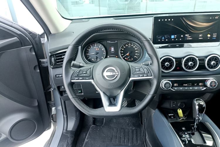 Used Nissan X-Trail 2025 Honor 2.0L Two-Wheel Drive Leading Edition Steering Wheel
