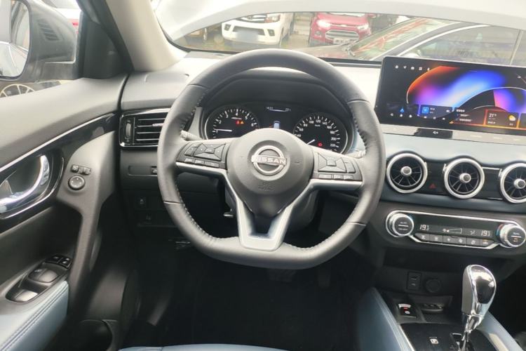 Used Nissan X-Trail 2025 Honor 2.0L Two-Wheel Drive Leading Edition Steering Wheel