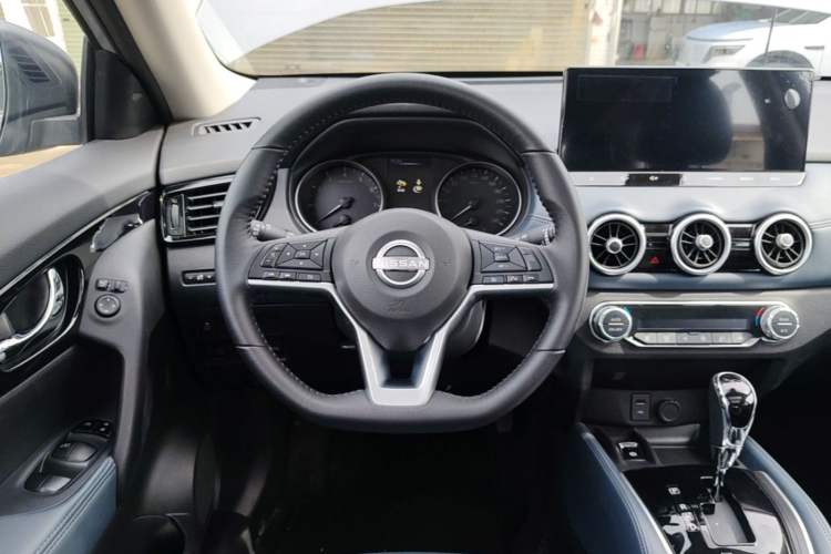 Used Nissan X-Trail 2025 Honor 2.0L Two-Wheel Drive Leading Edition Steering Wheel