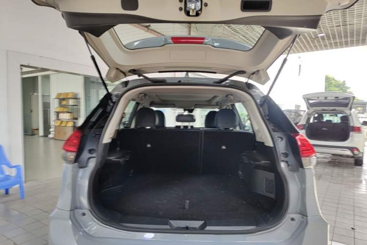 Used Nissan X-Trail 2025 Honor 2.0L Two-Wheel Drive Leading Edition Trunk