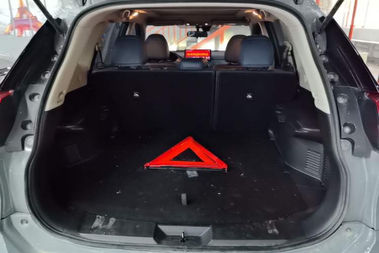 Used Nissan X-Trail 2025 Honor 2.0L Two-Wheel Drive Leading Edition Trunk