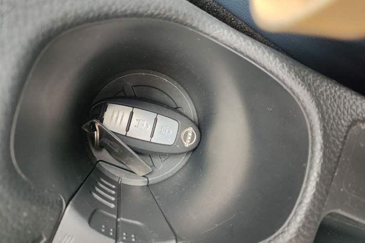Used Nissan X-Trail 2025 Honor 2.0L Two-Wheel Drive Leading Edition Vehicle Key
