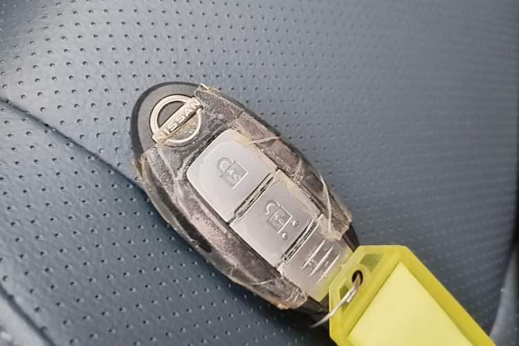 Used Nissan X-Trail 2025 Honor 2.0L Two-Wheel Drive Leading Edition Vehicle Key