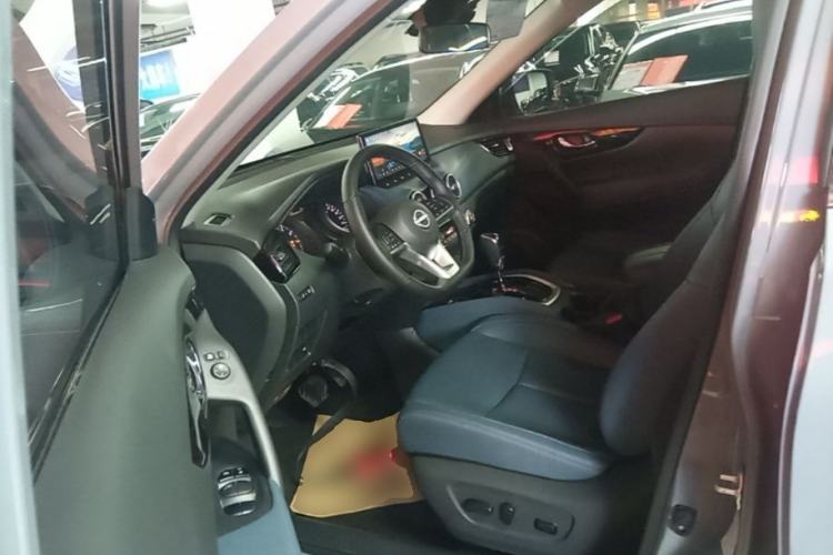 Used Nissan X-Trail 2025 Honor 2.0L Two-Wheel Drive Leading Edition Driver Seat
