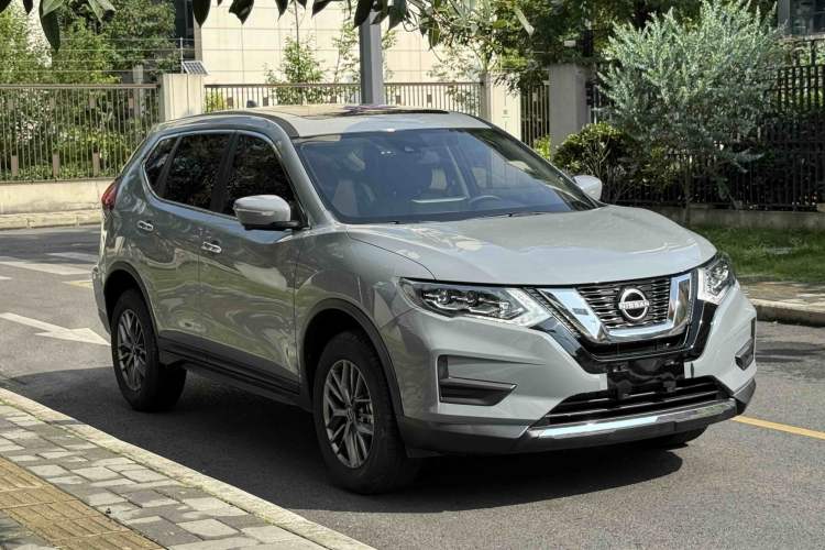 Used Nissan X-Trail 2025 Honor 2.0L Two-Wheel Drive Leading Edition Exterior 2