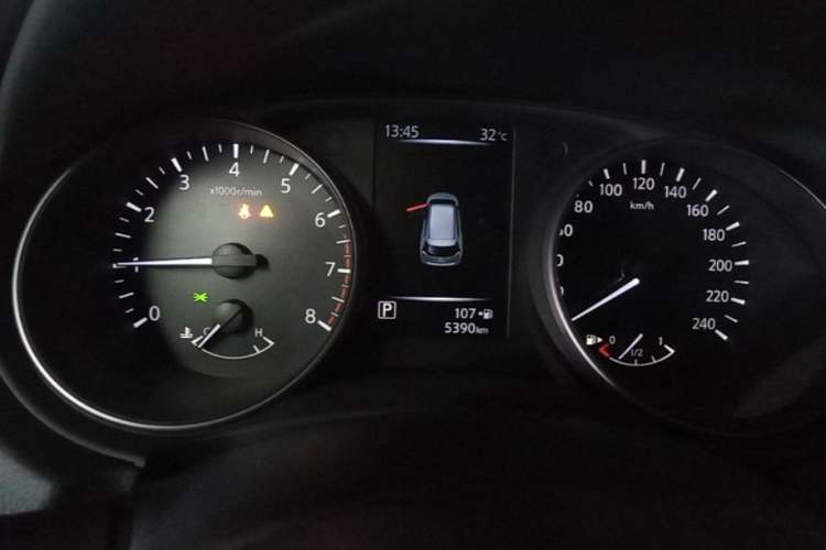 Used Nissan X-Trail 2025 Honor 2.0L Two-Wheel Drive Leading Edition Instrument Cluster