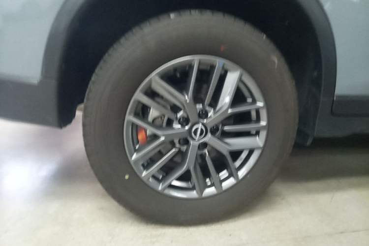 Used Nissan X-Trail 2025 Honor 2.0L Two-Wheel Drive Leading Edition Right Rear Wheel Hub