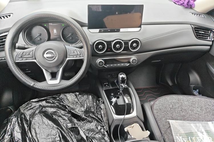 Used Nissan X-Trail 2025 Honor 2.0L Two-Wheel Drive Leading Edition Center Console