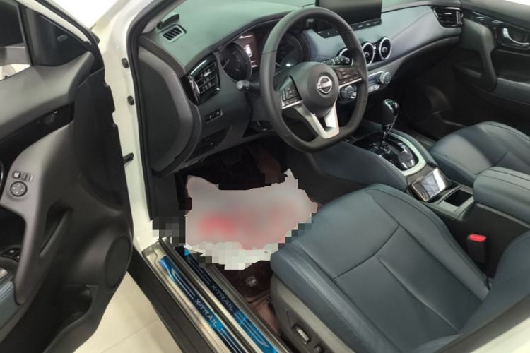 Used Nissan X-Trail 2025 Honor 2.0L Two-Wheel Drive Leading Edition Driver Seat