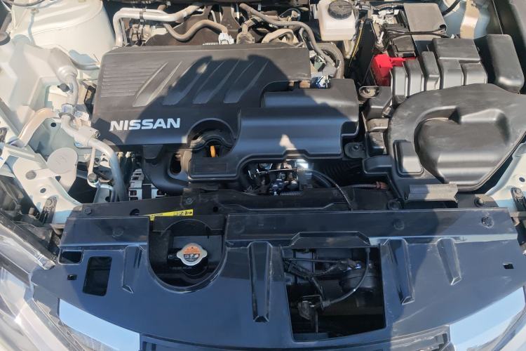 Used Nissan X-Trail 2025 Honor 2.0L Two-Wheel Drive Leading Edition Engine Bay