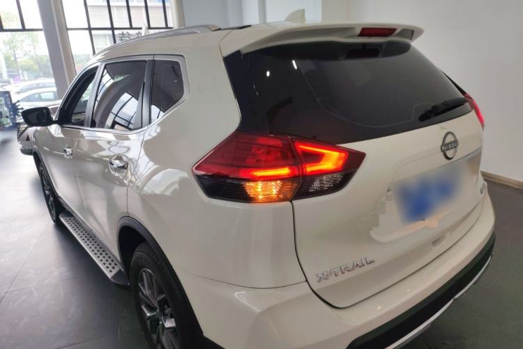 Used Nissan X-Trail 2025 Honor 2.0L Two-Wheel Drive Leading Edition Exterior 2