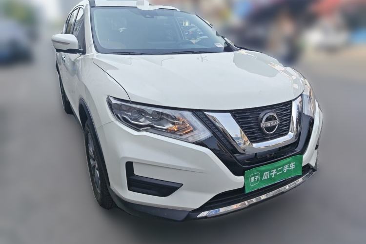 Used Nissan X-Trail 2025 Honor 2.0L Two-Wheel Drive Leading Edition Front Right 45 Deg