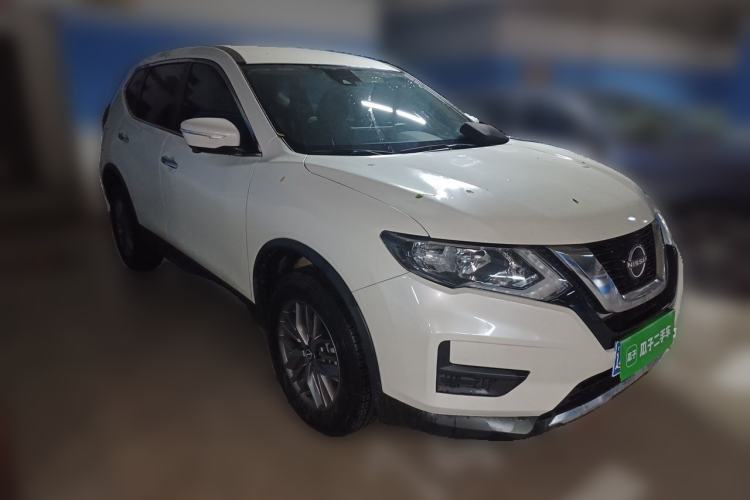 Used Nissan X-Trail 2025 Honor 2.0L Two-Wheel Drive Genuine Edition Front Right 45 Deg