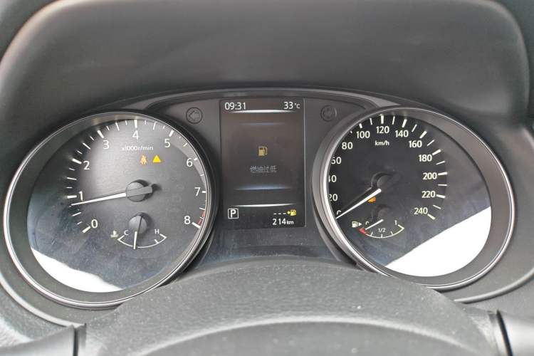 Used Nissan X-Trail 2025 Honor 2.0L Two-Wheel Drive Leading Edition Instrument Cluster