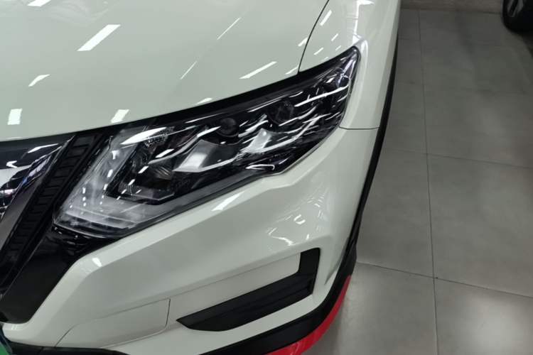 Used Nissan X-Trail 2025 Honor 2.0L Two-Wheel Drive Leading Edition Left Front Headlight