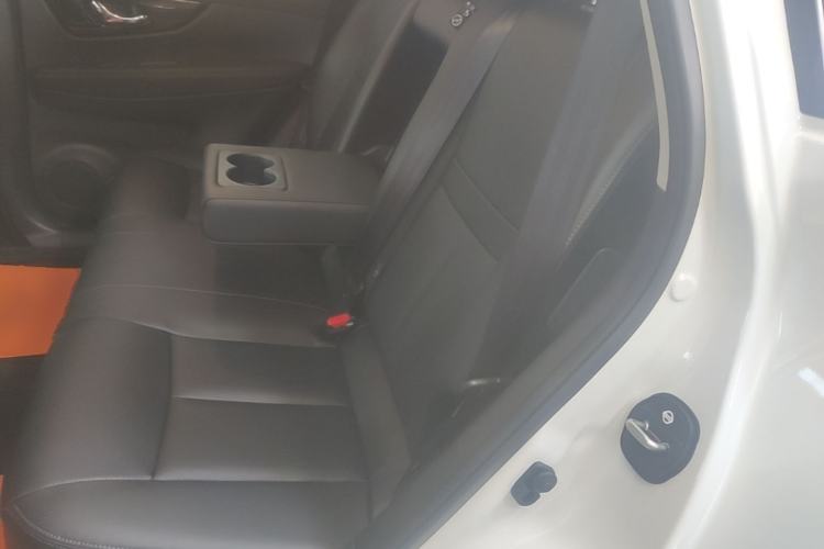 Used Nissan X-Trail 2025 Honor 2.0L Two-Wheel Drive Leading Edition Left Rear Seat