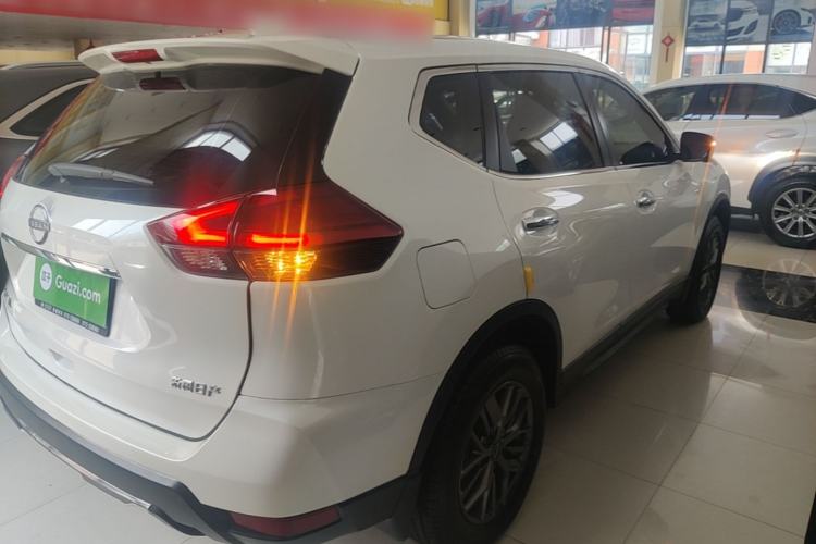 Used Nissan X-Trail 2025 Honor 2.0L Two-Wheel Drive Leading Edition Rear Right 45 Deg