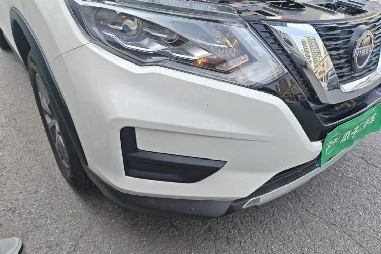 Used Nissan X-Trail 2025 Honor 2.0L Two-Wheel Drive Leading Edition Right Front Headlight