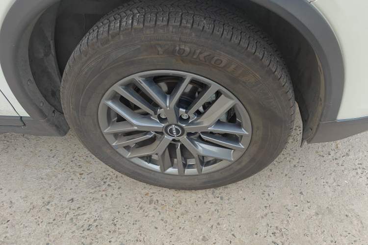 Used Nissan X-Trail 2025 Honor 2.0L Two-Wheel Drive Leading Edition Right Front Wheel Hub