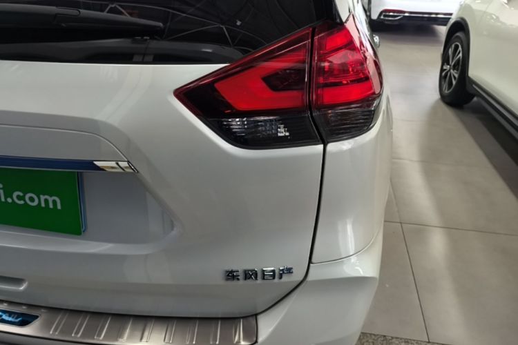 Used Nissan X-Trail 2025 Honor 2.0L Two-Wheel Drive Leading Edition Right Rear Taillight