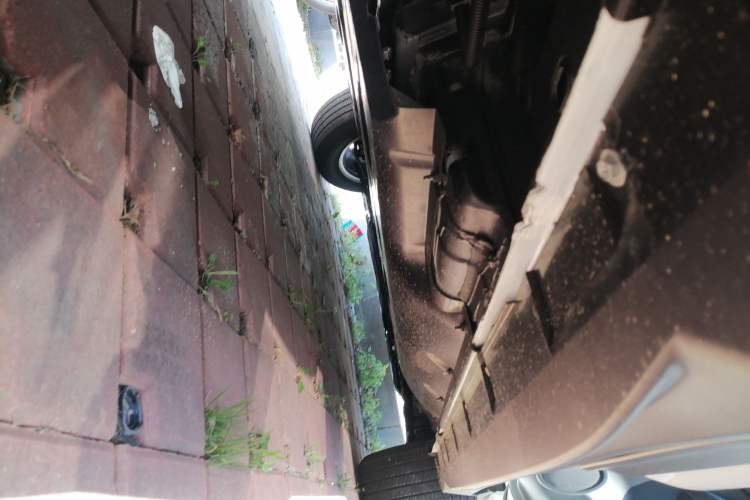 Used Nissan X-Trail 2025 Honor 2.0L Two-Wheel Drive Leading Edition Right Side Sill