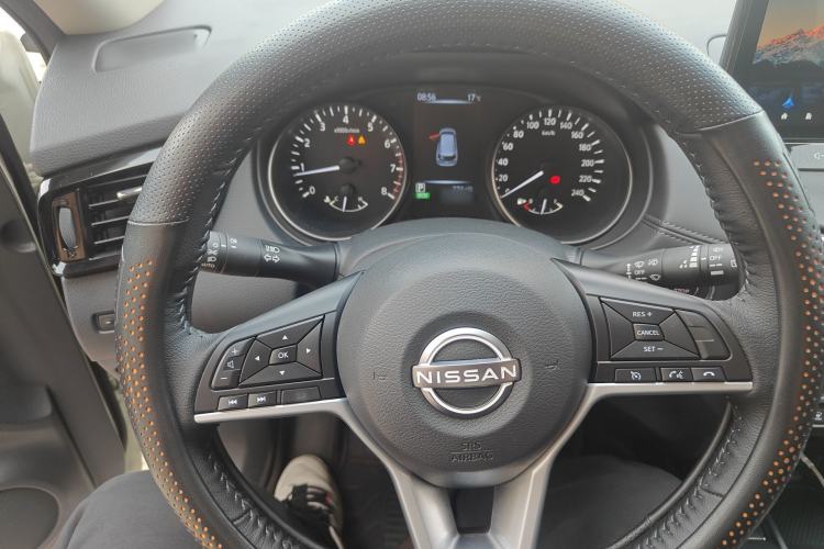 Used Nissan X-Trail 2025 Honor 2.0L Two-Wheel Drive Leading Edition Steering Wheel